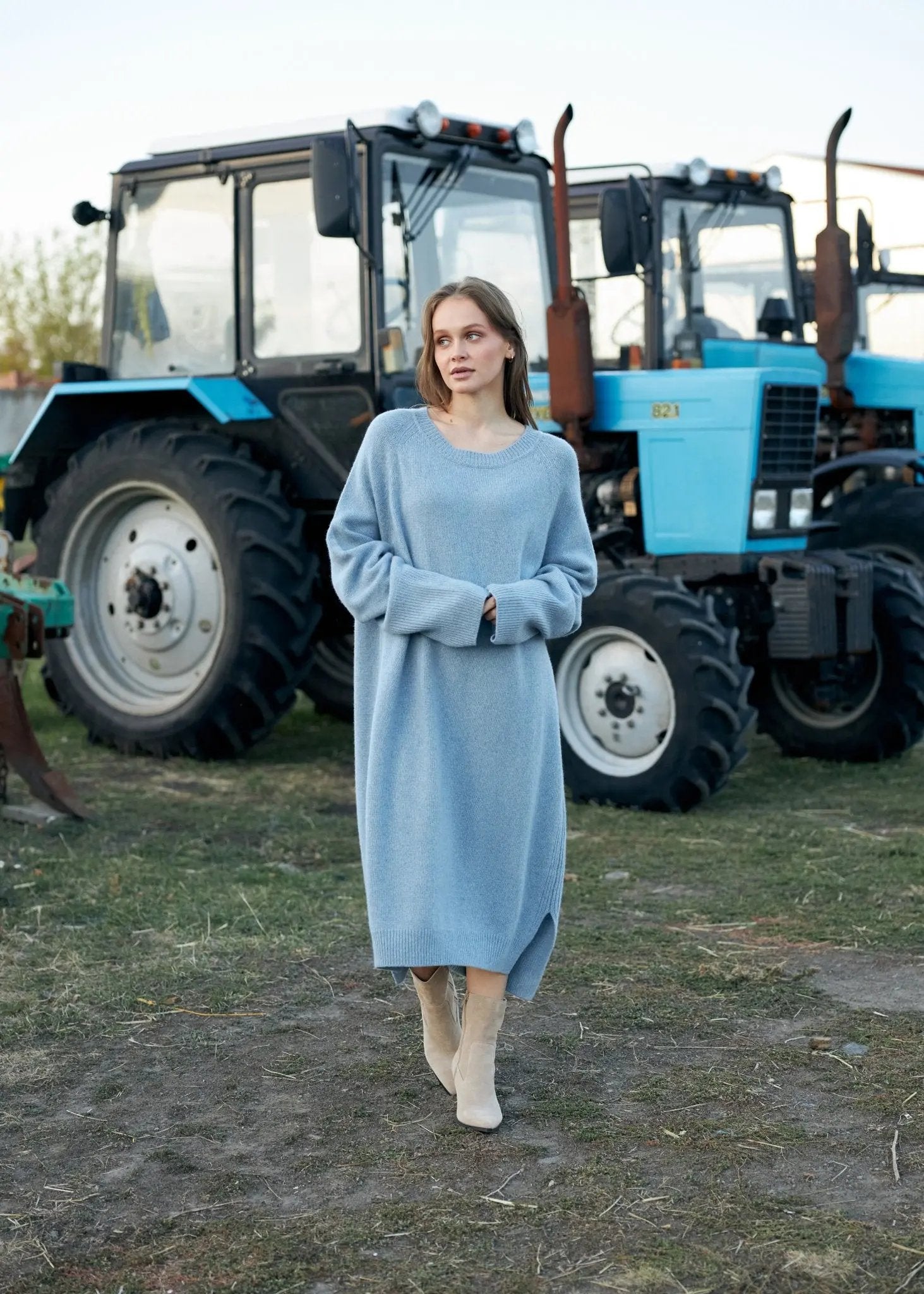 Pure Cashmere Dress in Jeans Blue - NiSO