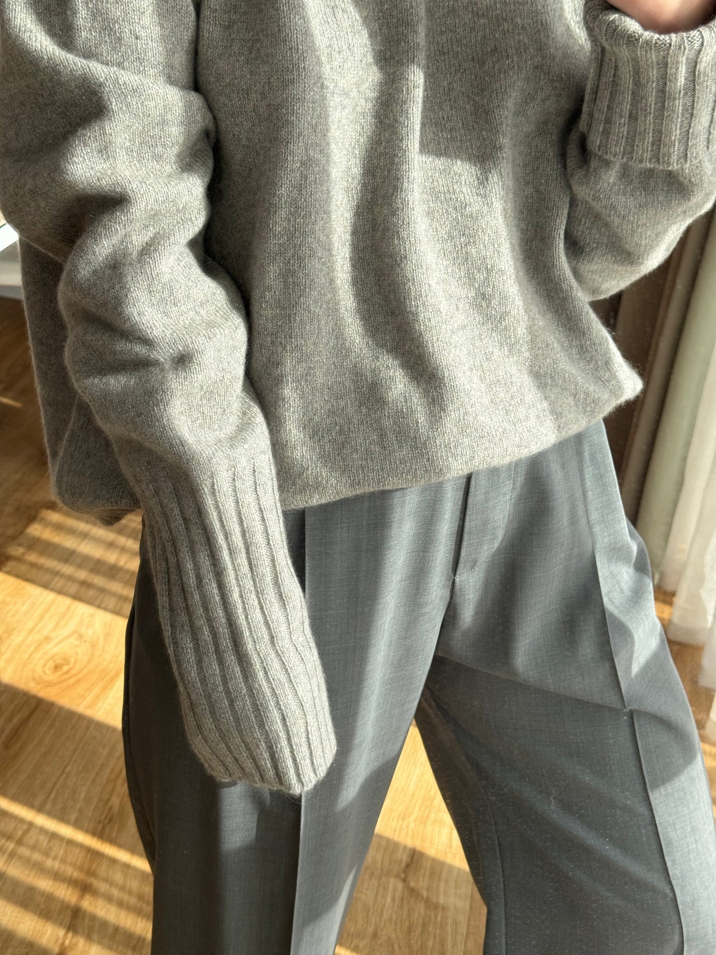 ORYNA Crew-Neck Cashmere Sweater in Gray