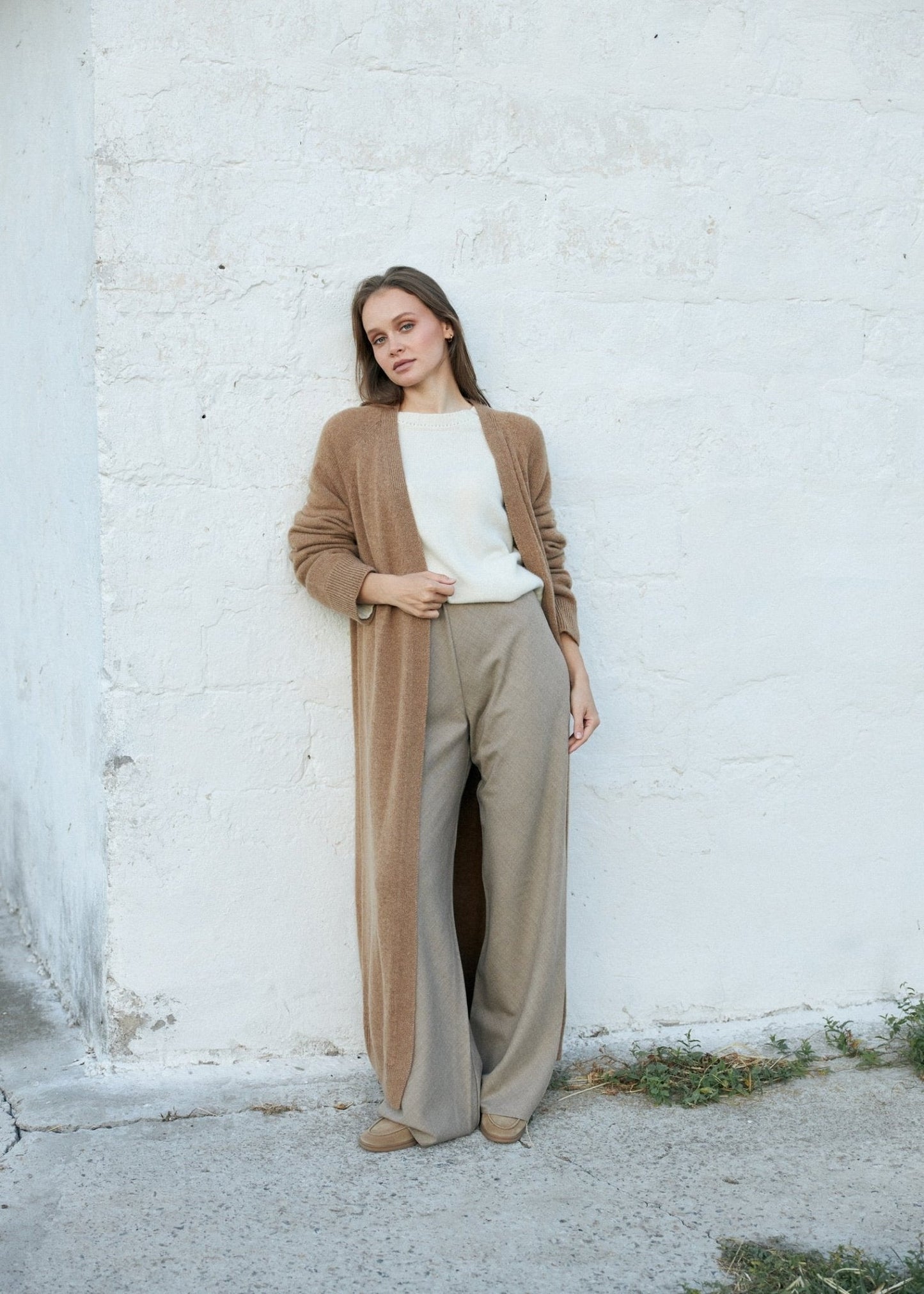 Long 100% Cashmere Cardigan with Belt in Camel - NiSO