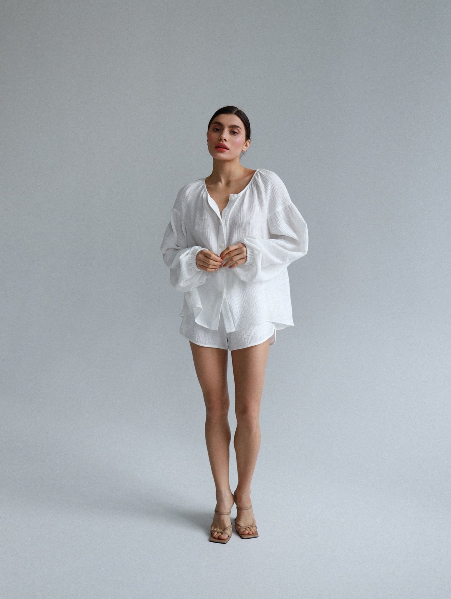 Natural Muslin Set with Shorts in White - NiSO