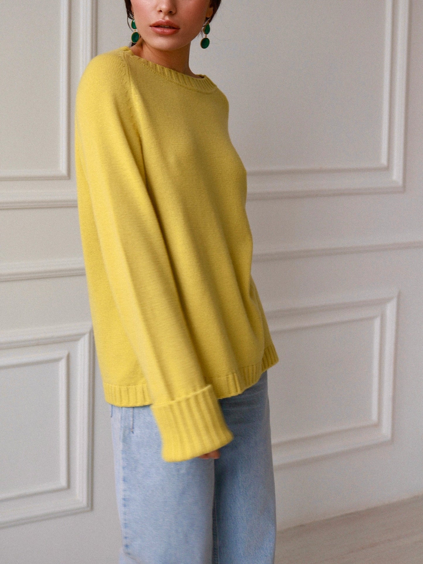 Crew - Neck 100% Cashmere Sweater in Yellow - NiSO