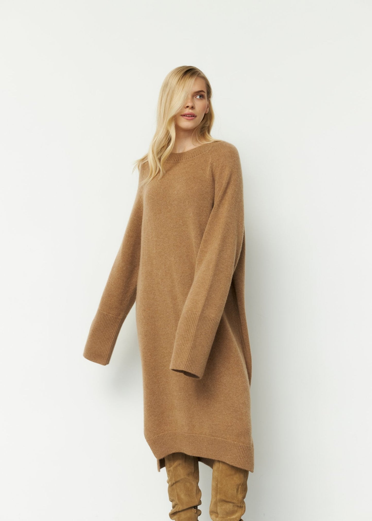Pure Cashmere Dress in Camel - NiSO