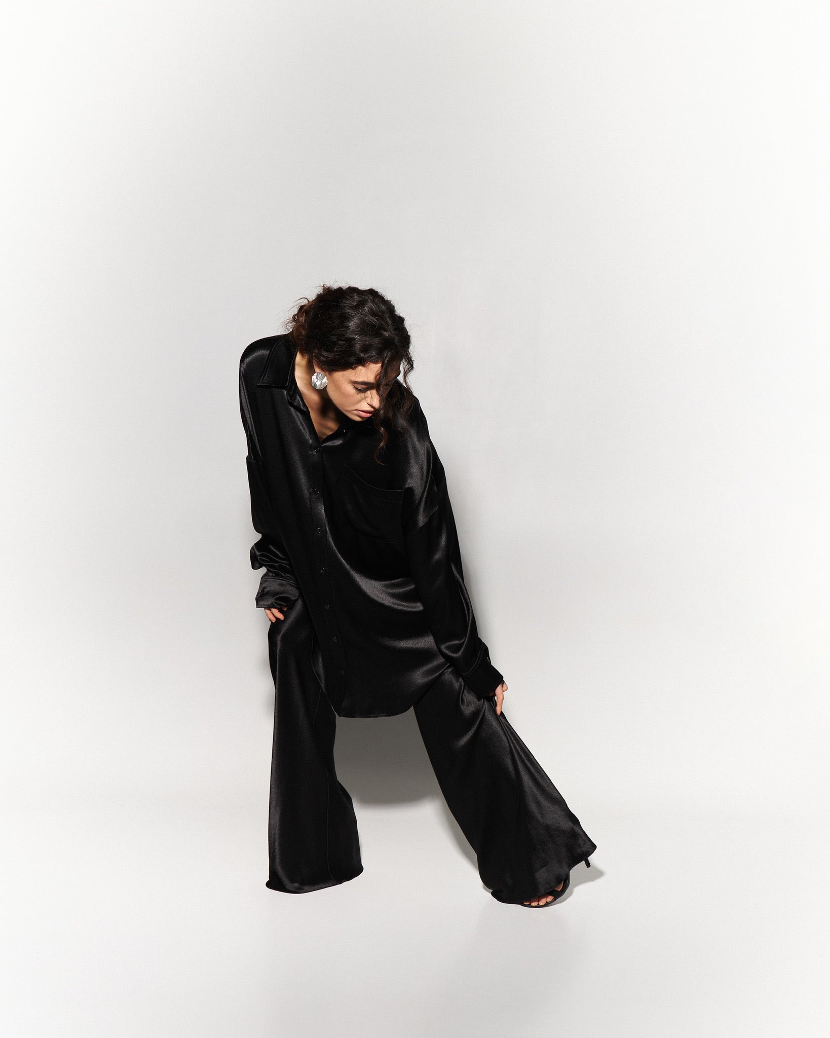 Silk Blend Trousers in Black - NiSO