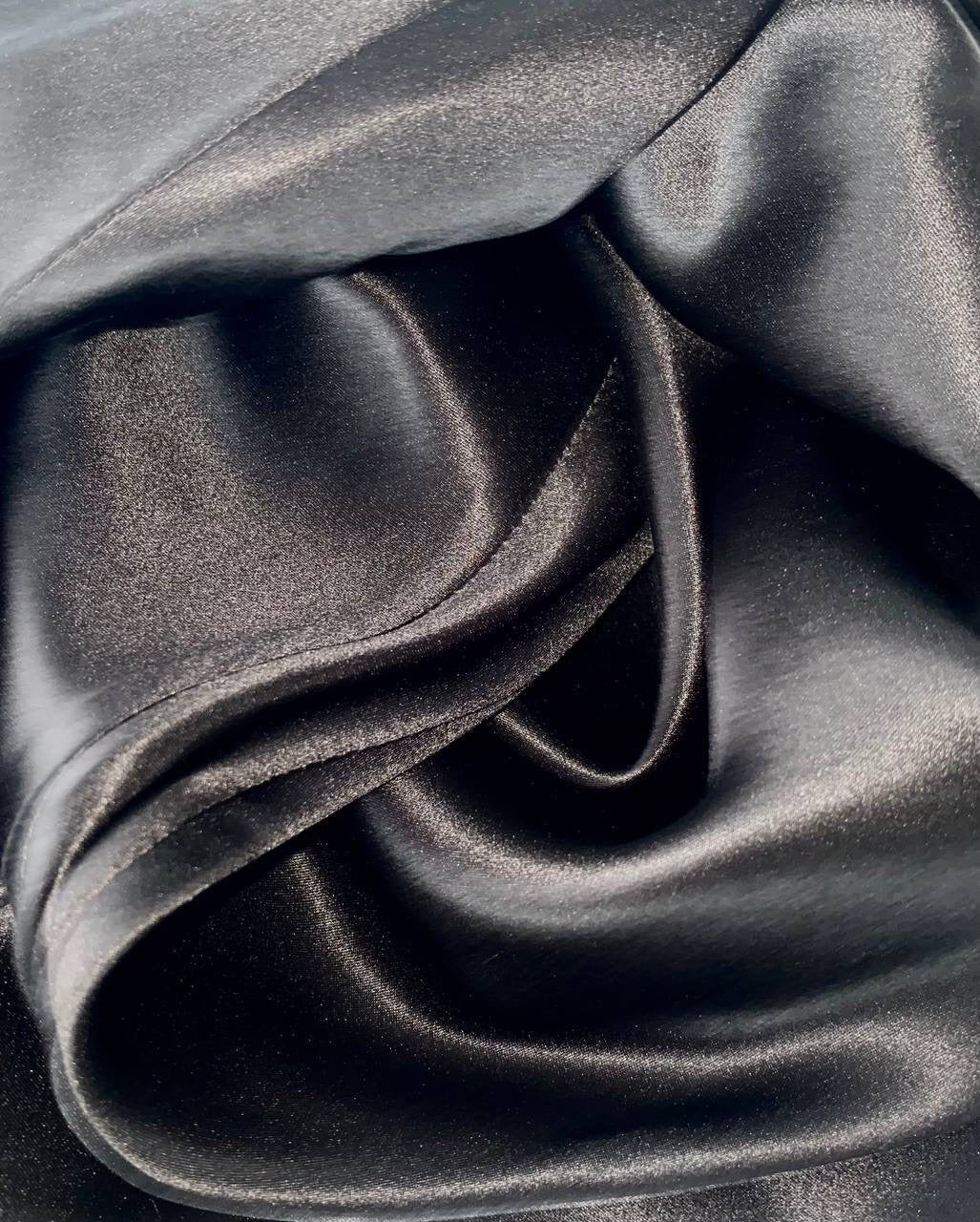 Silk Blouse with Trousers Set in Black - NiSO