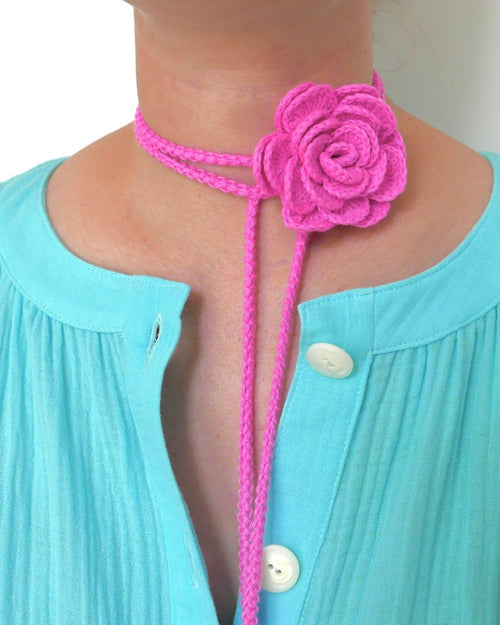 Cashmere Choker "Rose" in Candy Pink - NiSO
