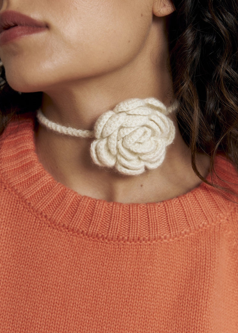 TROYANDA Cashmere Choker in Ivory - NiSO