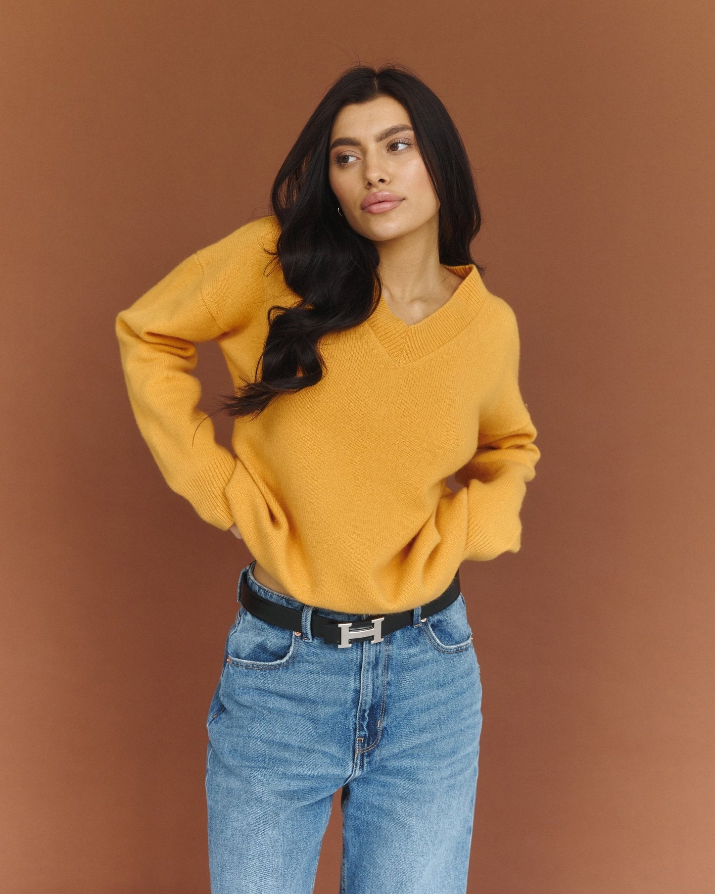 ZHADANA V - Neck Cashmere Sweater in Orange - NiSO