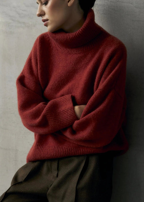 ZORIANA Turtle-Neck Cashmere Sweater in Dark Orange NiSO