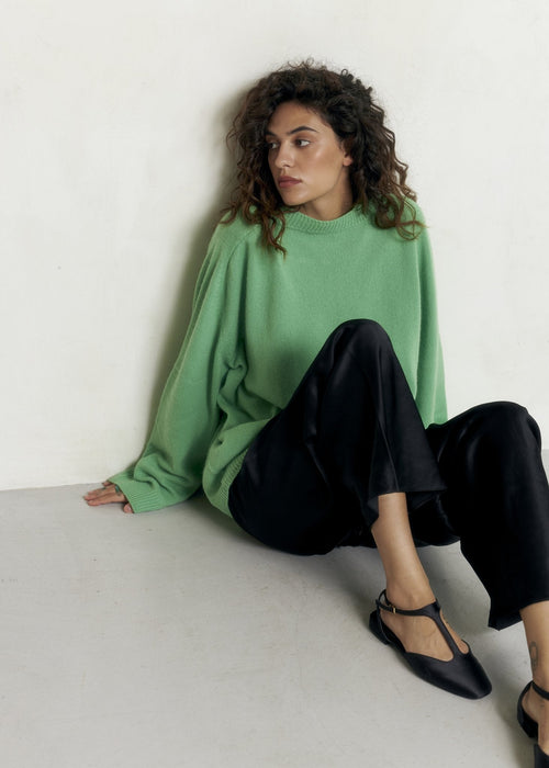 DZVINKA Crew - Neck Cashmere Sweater in Green - NiSO