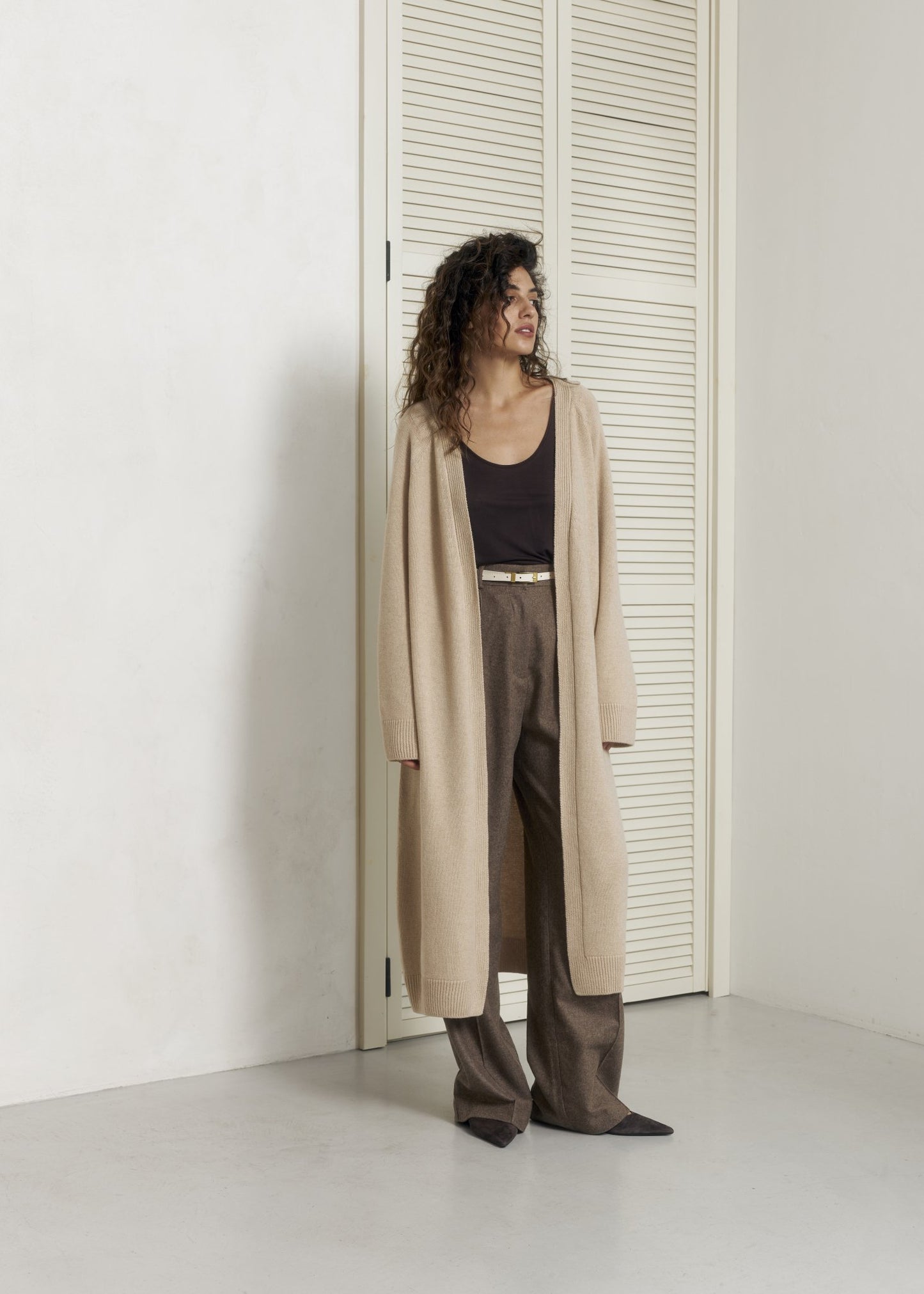 Long Cashmere Cardigan with Belt in Beige