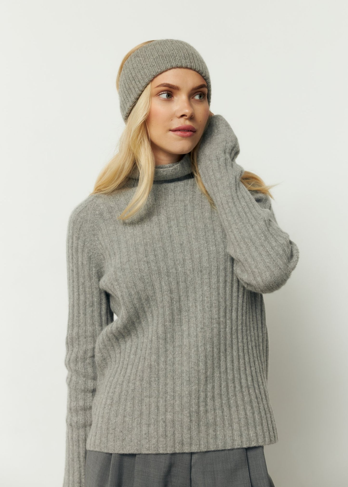 Cashmere Headband in Gray