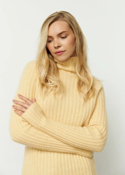 LILEYA Cashmere Sweater in Yellow - NiSO