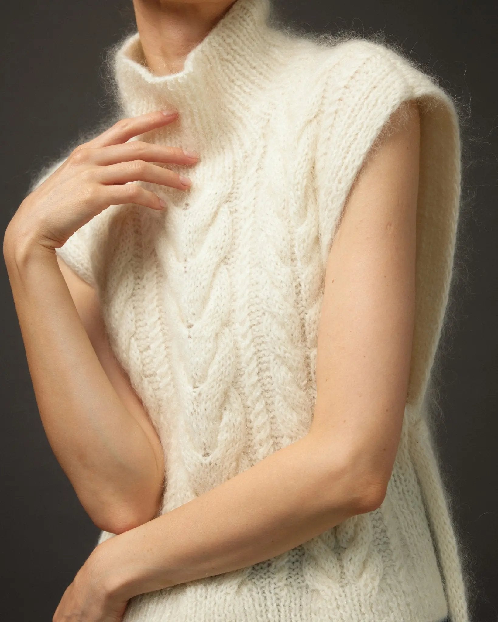 Kid Mohair Handknit Vest in White NiSO