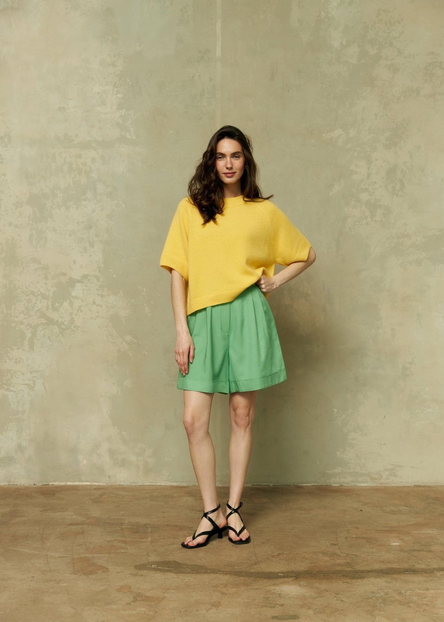 Lightweight Cashmere T-Shirt in Yellow - NiSO