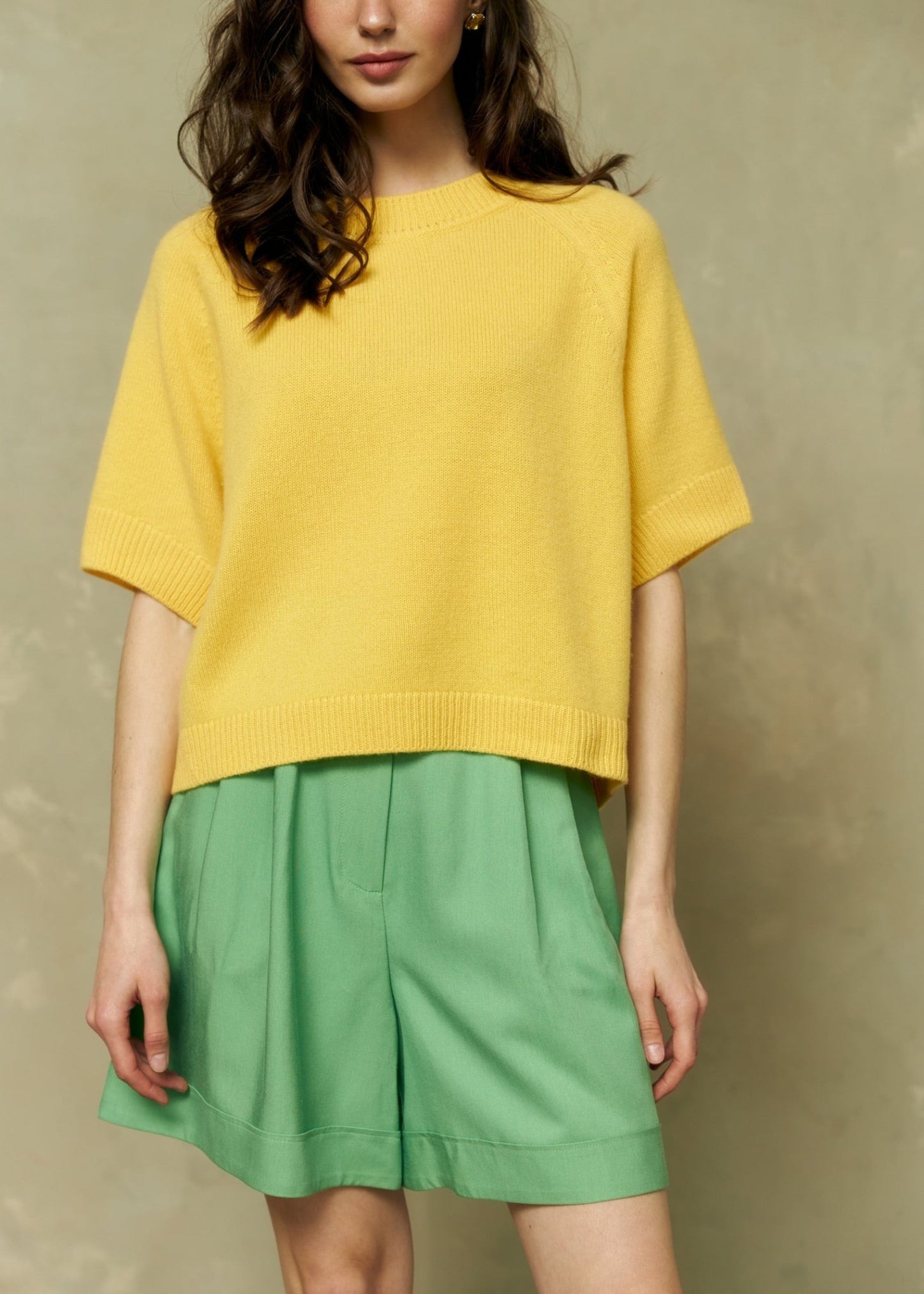 Lightweight Cashmere T-Shirt in Yellow - NiSO