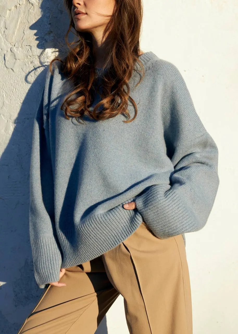 ZORIANA Crew-Neck Cashmere Sweater in Jeans Blue NiSO