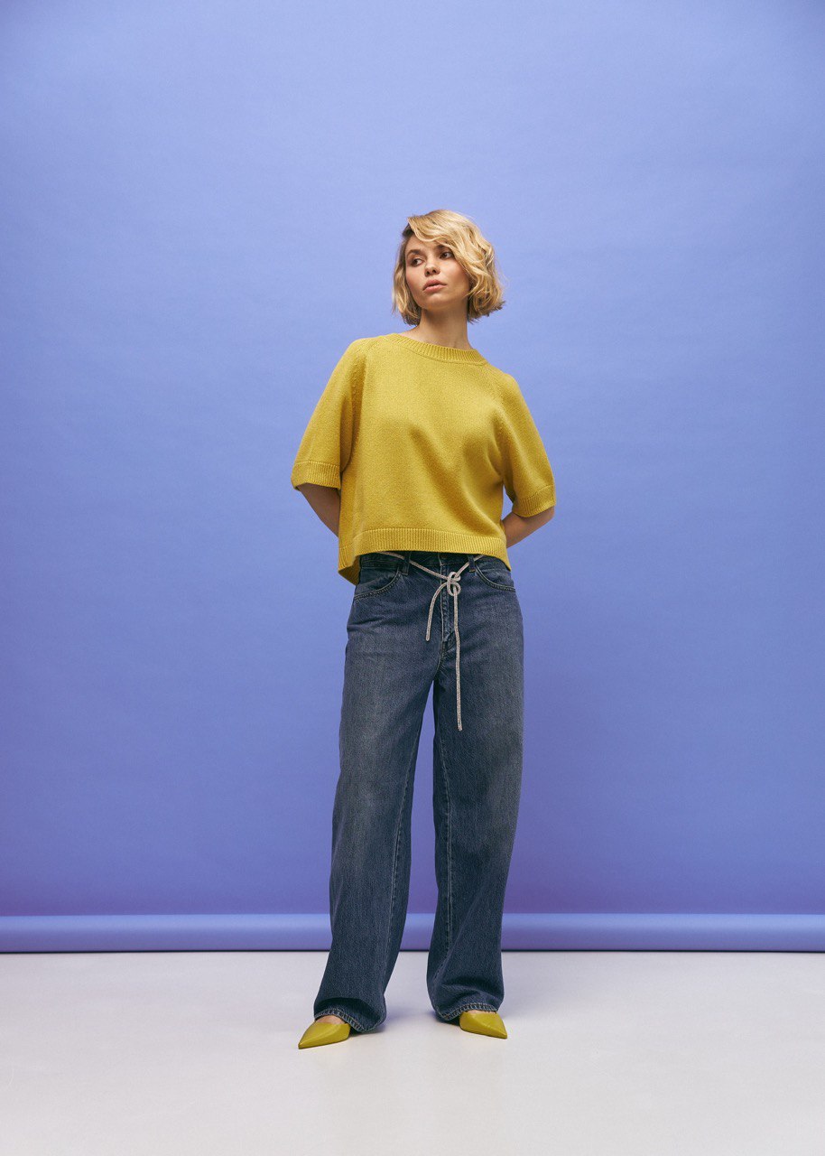 Lightweight Cashmere T-Shirt in Yellow