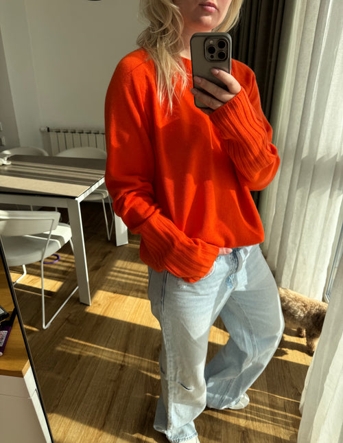 ORYNA Crew-Neck Cashmere Sweater in Vermilion