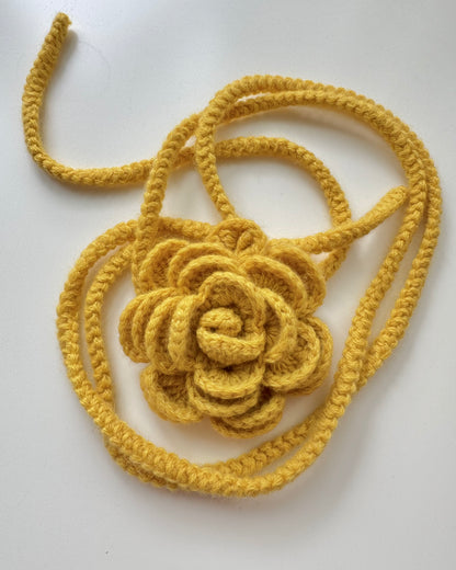 Cashmere Choker "Rose" in Yellow