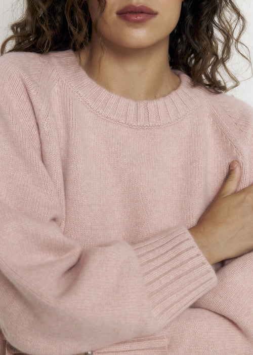 LYBID Crew - Neck Cashmere Sweater in Light Pink - NiSO