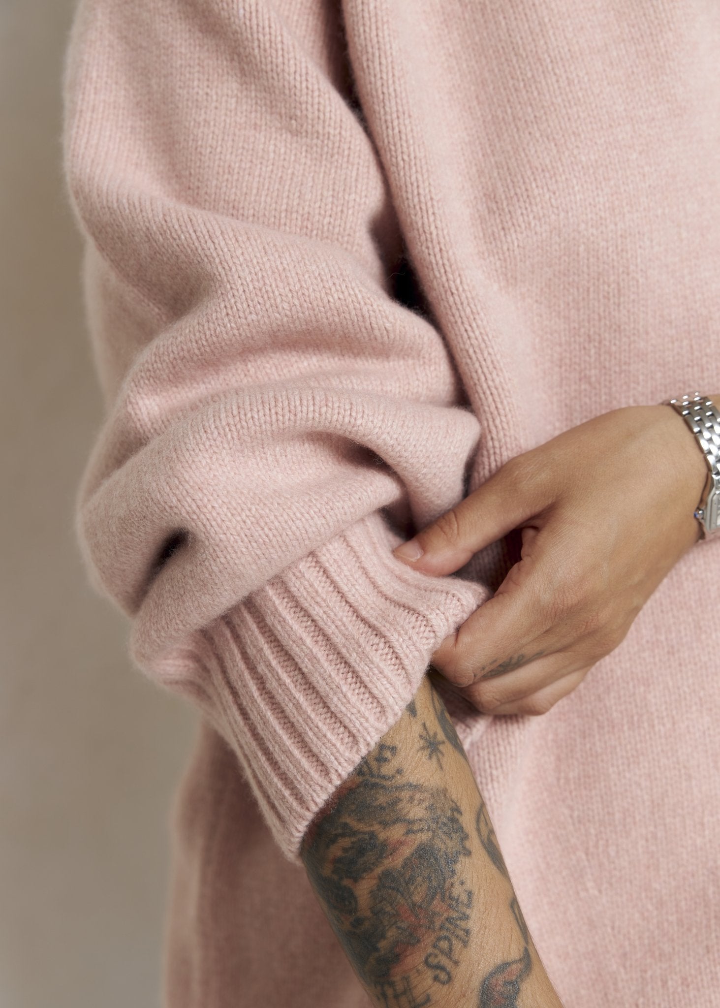 LYBID Crew - Neck Cashmere Sweater in Light Pink - NiSO