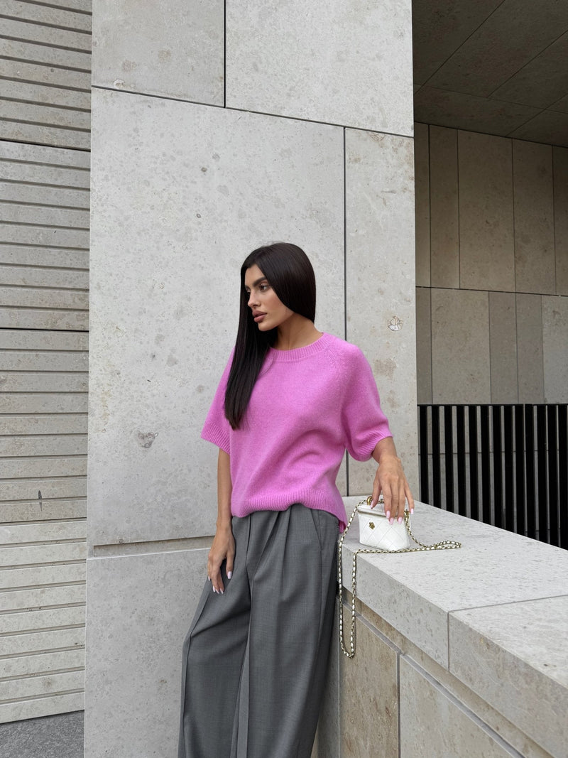 Lightweight 100% Cashmere T-Shirt in Candy Pink - NiSO