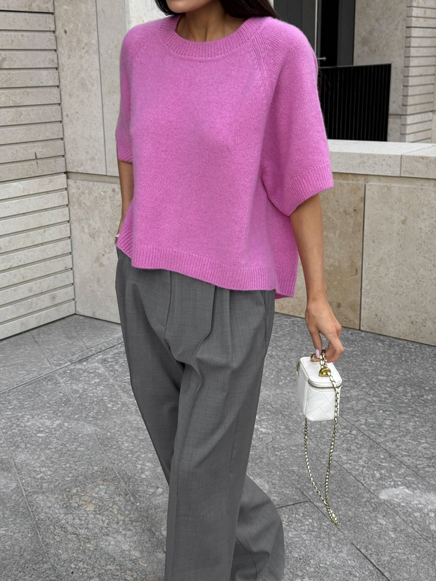 Lightweight 100% Cashmere T-Shirt in Candy Pink - NiSO