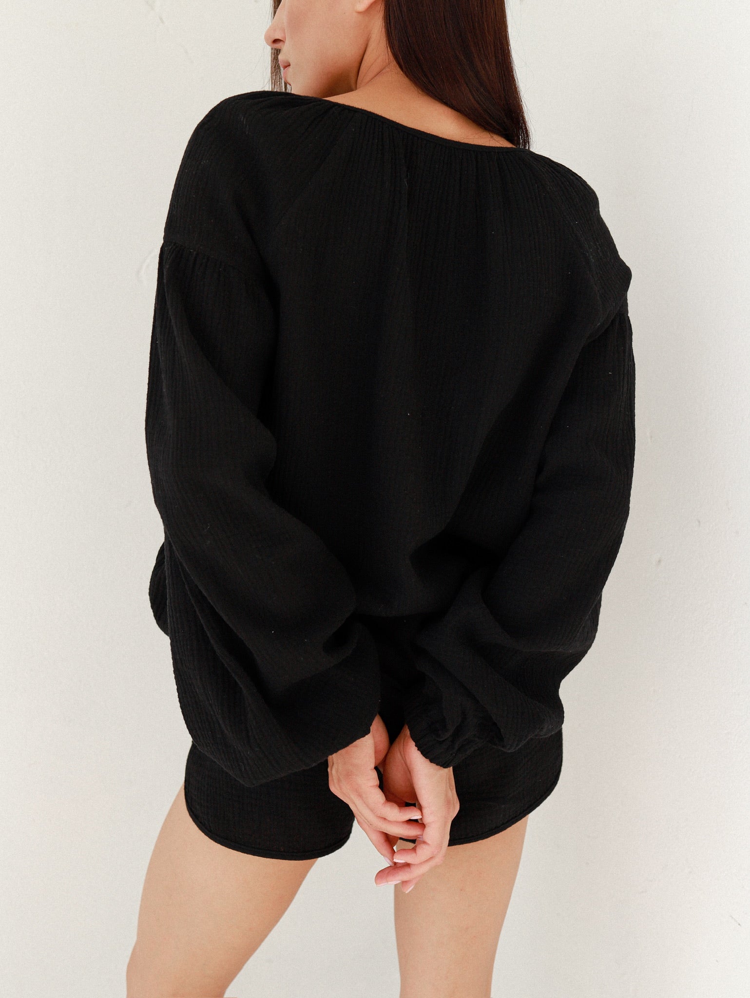 Natural Muslin Set with Shorts in Black - NiSO