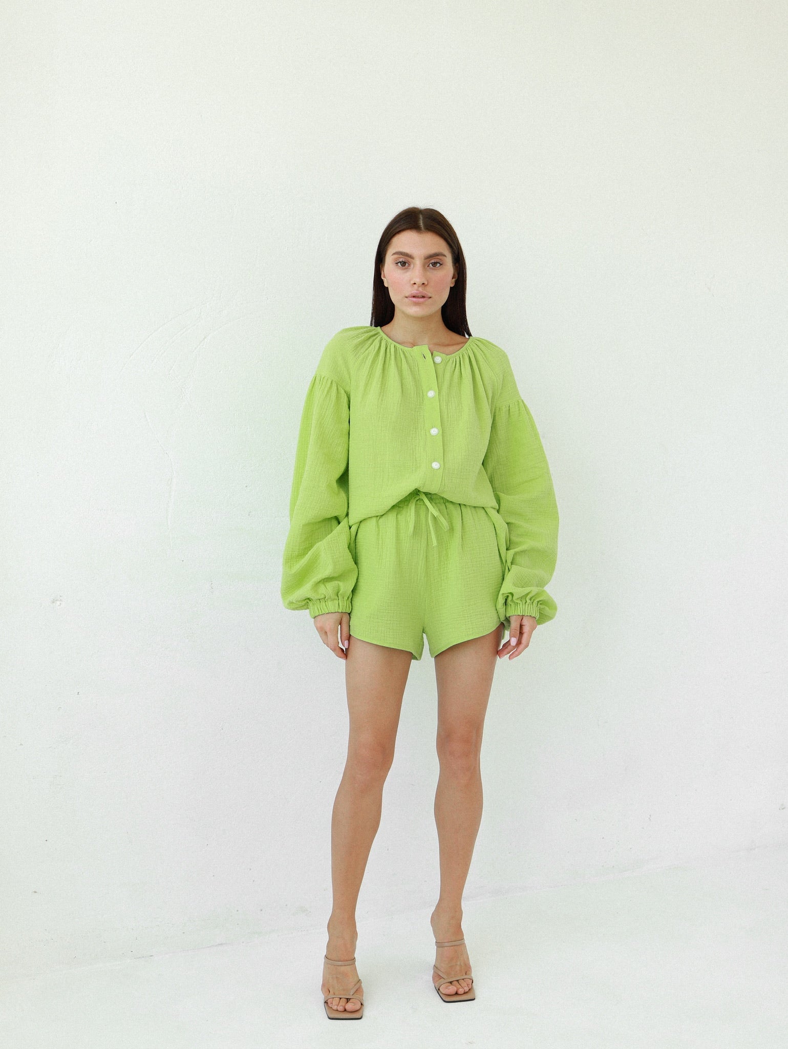 Natural Muslin Set with Shorts in Green - NiSO