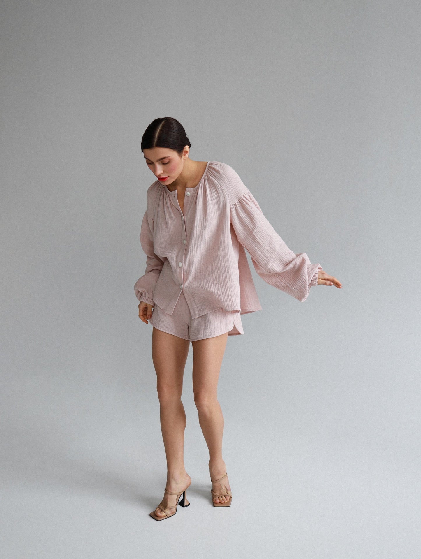 Natural Muslin Set with Shorts in Powder - NiSO