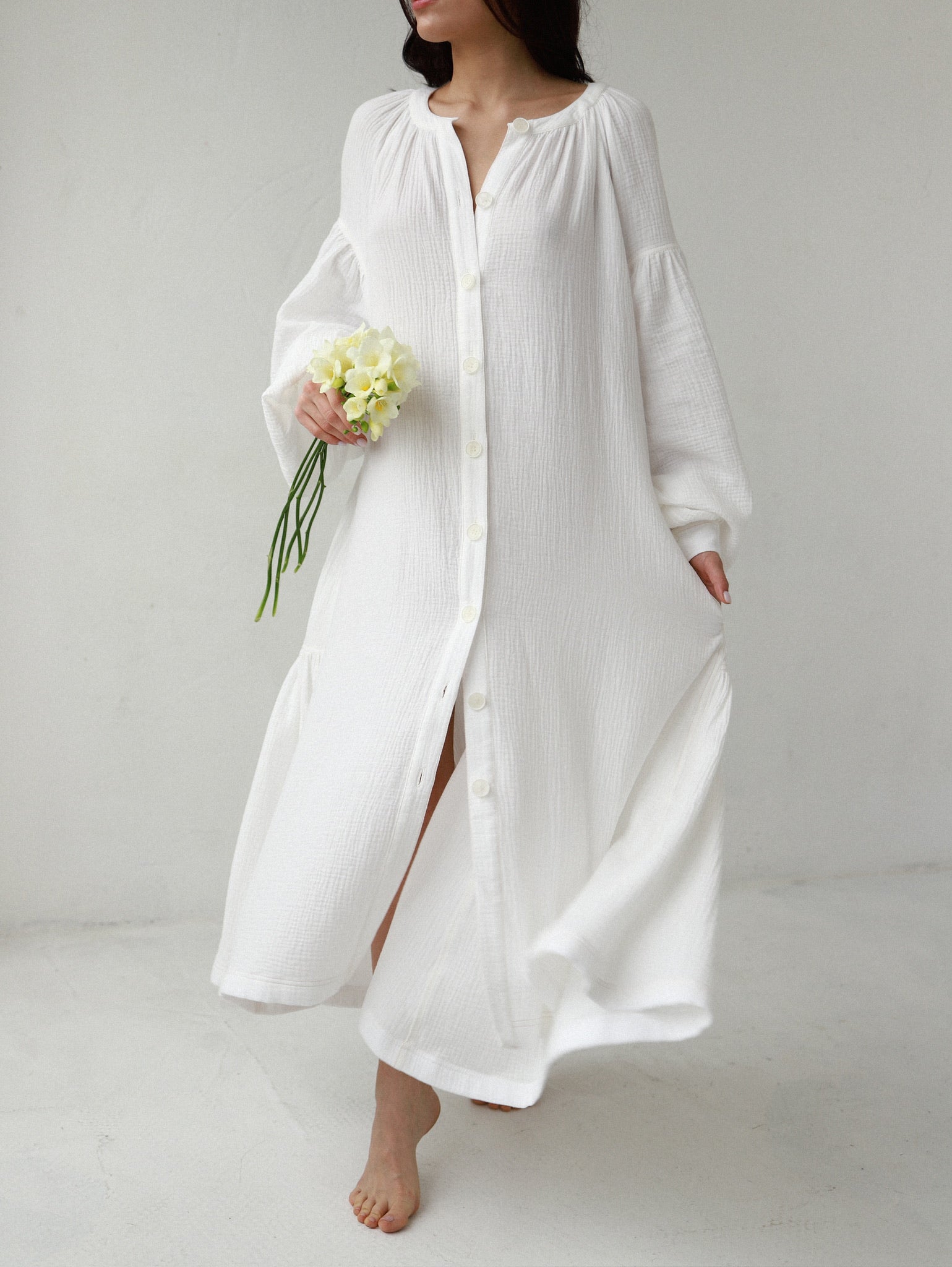 Universal Midi Muslin Dress "Olenka" in White - NiSO