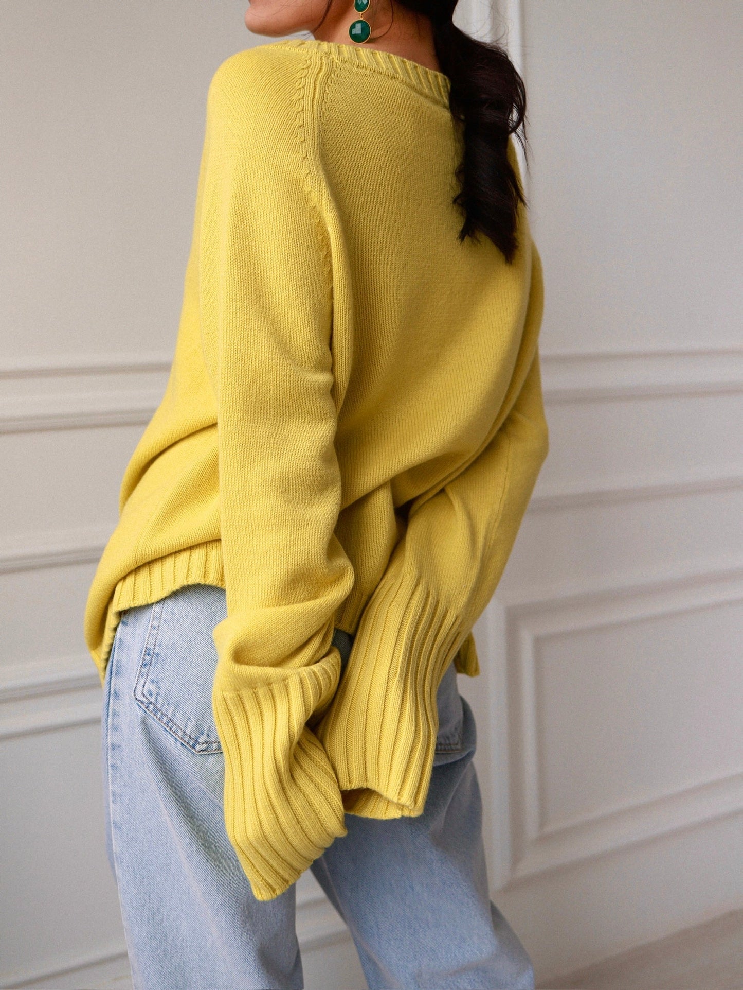 Crew - Neck 100% Cashmere Sweater in Yellow - NiSO