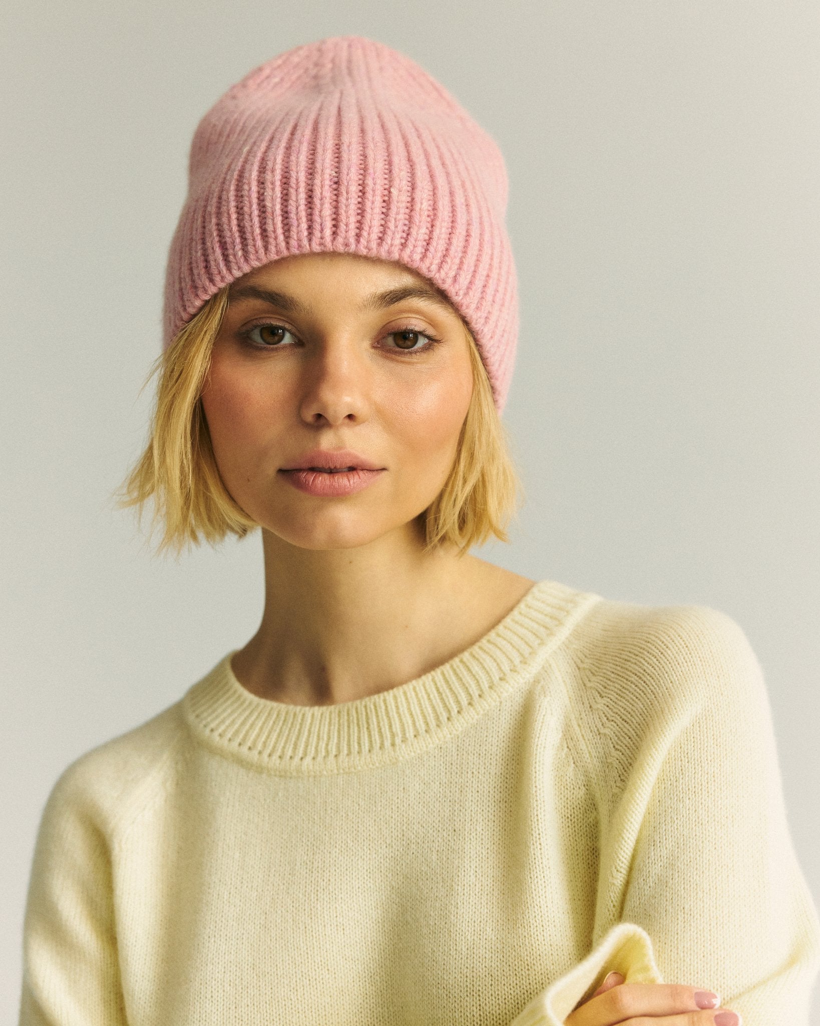 Pure Cashmere Beanie in Pink - NiSO