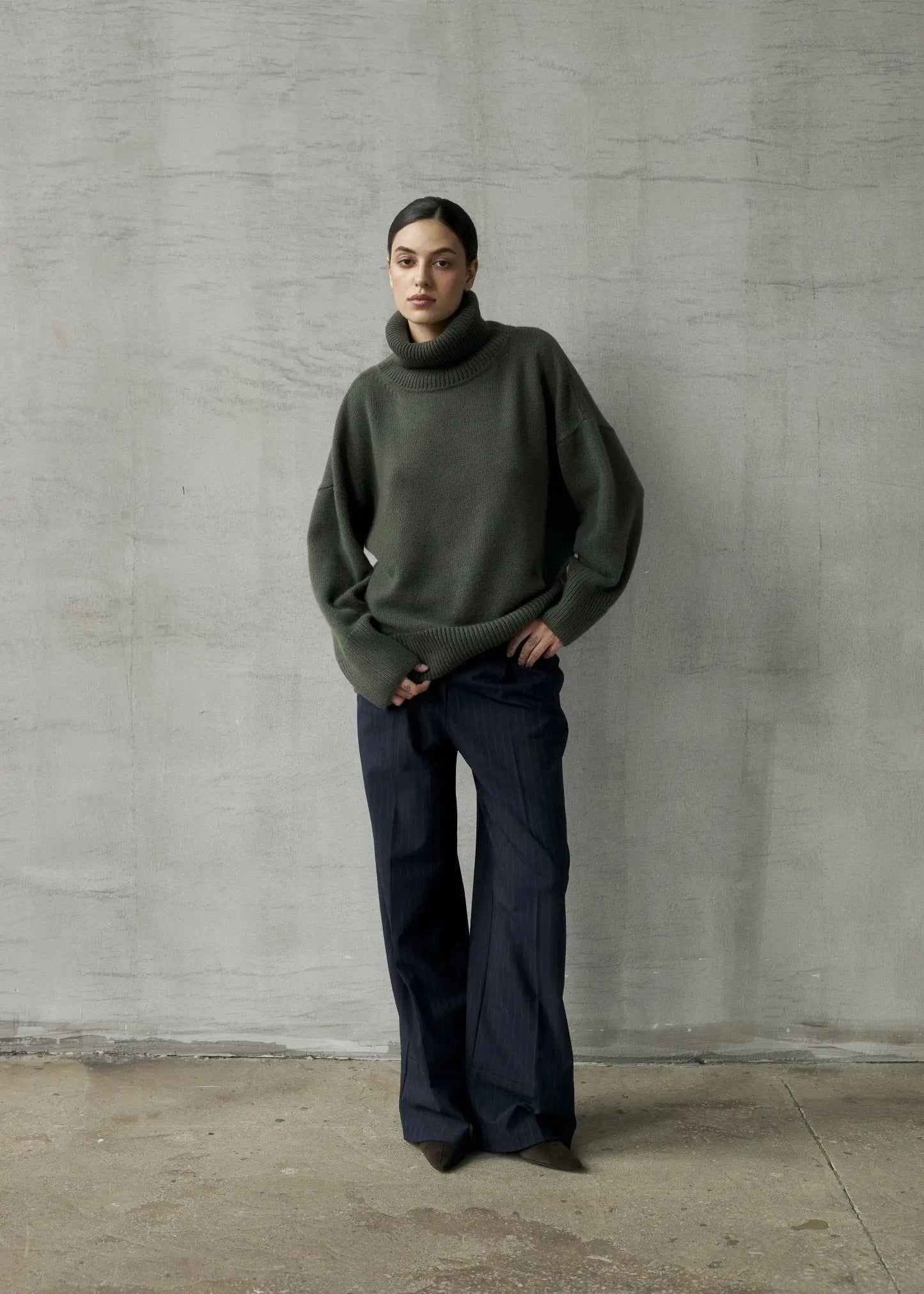 Wool Palazzo Trousers in Black NiSO