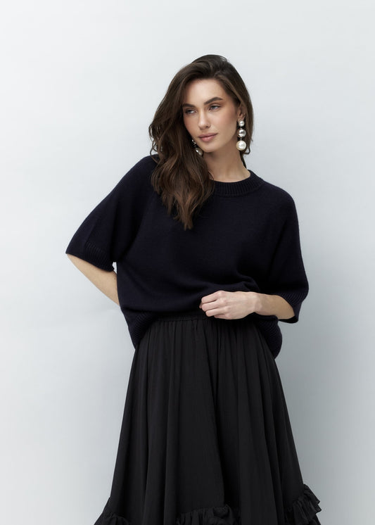 Lightweight Cashmere T-Shirt in Black NiSO