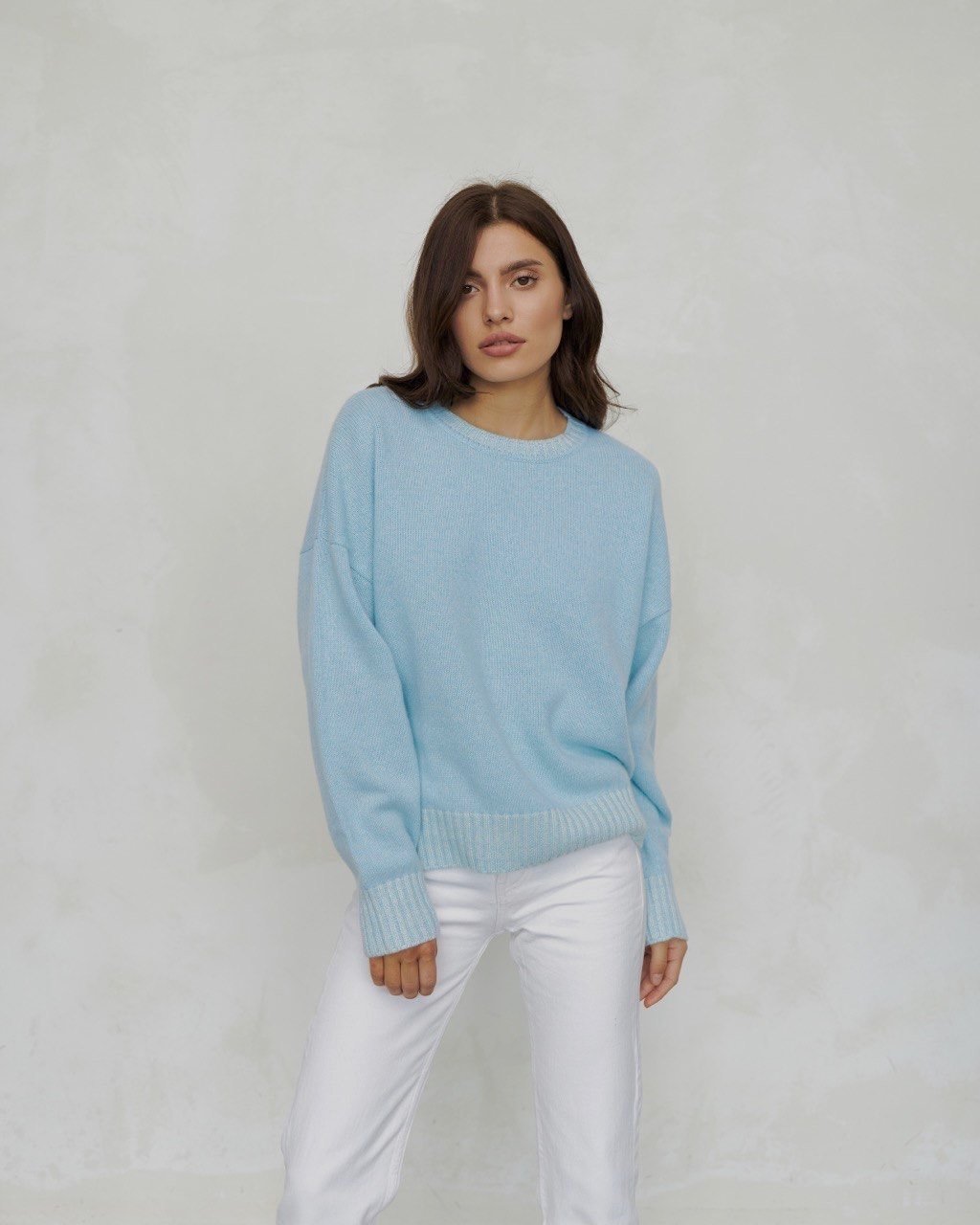 MILAVA Crew-Neck Cashmere Sweater in Aqua NiSO