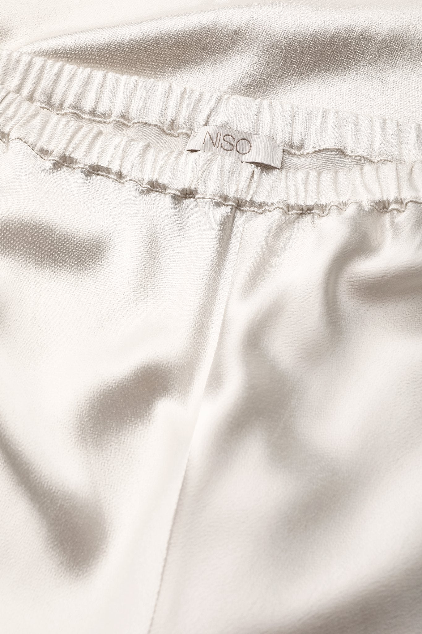 Шовкові штани кольору шампань