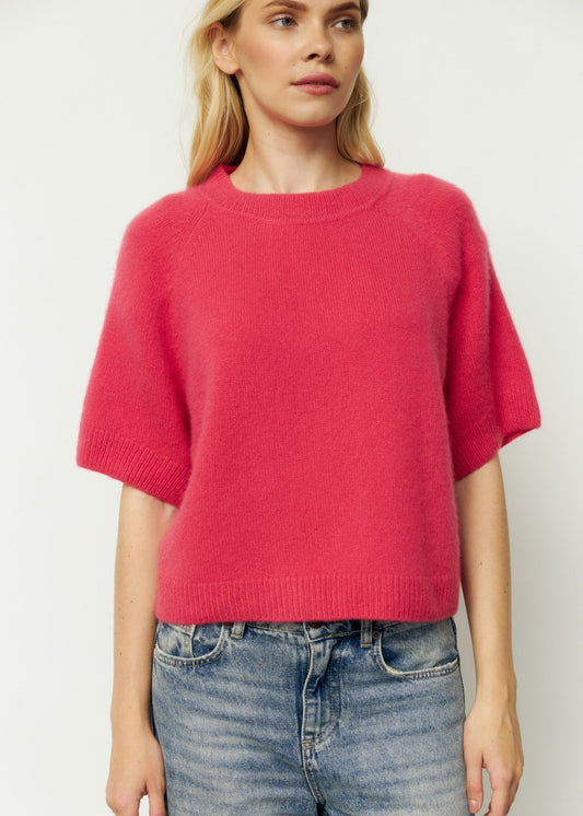 Lightweight Cashmere T-Shirt in Raspberry - NiSO