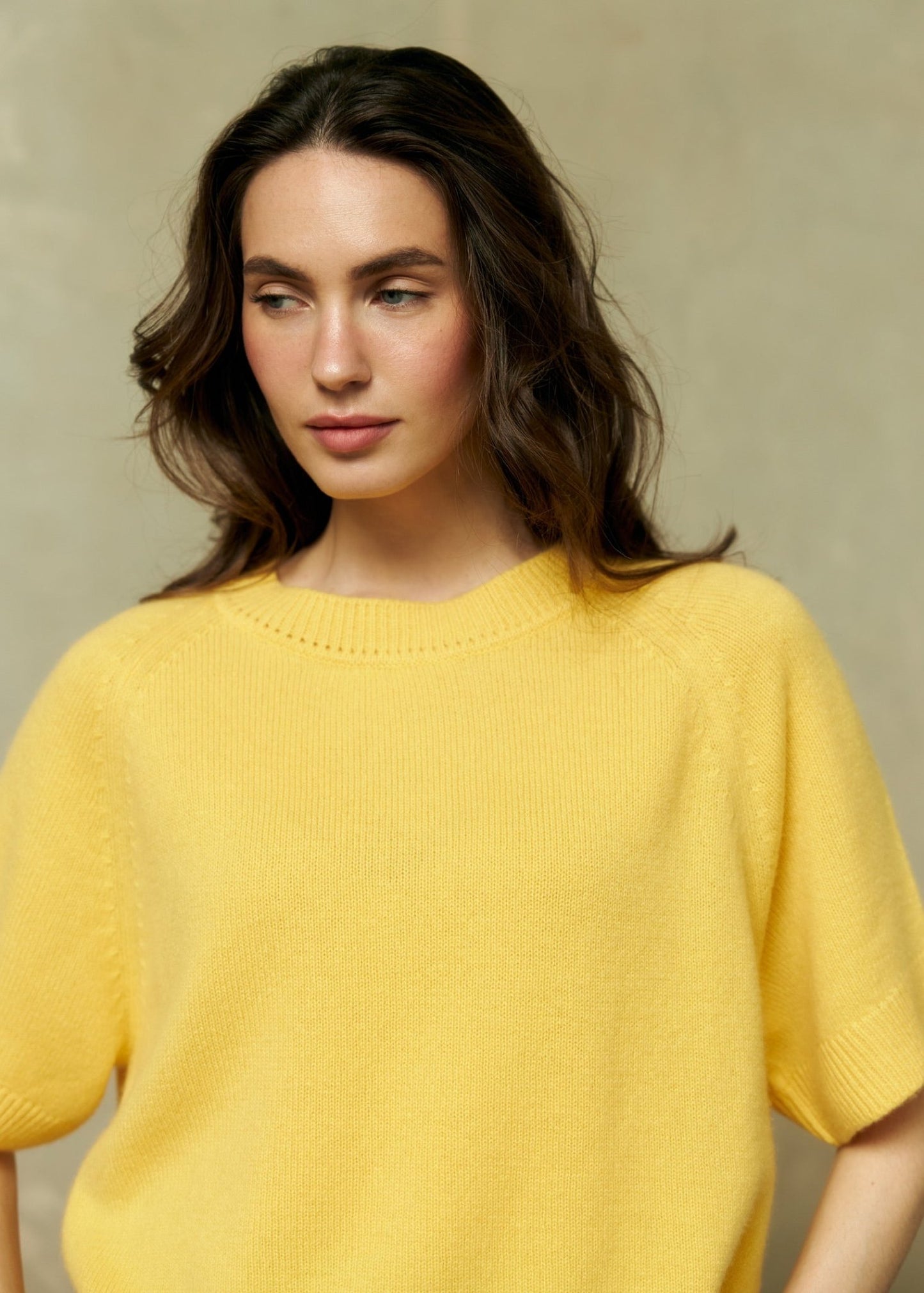 Lightweight Cashmere T-Shirt in Yellow - NiSO