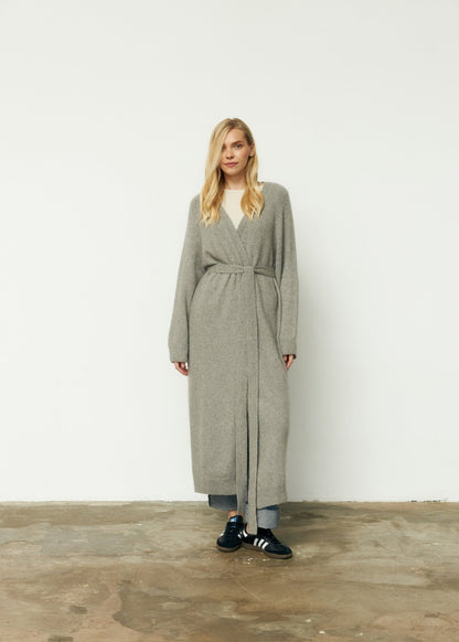 Long 100% Cashmere Cardigan with Belt in Gray - NiSO