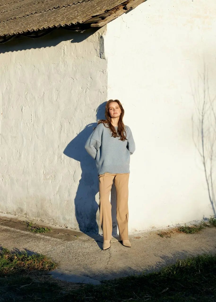 ZORIANA Crew-Neck Cashmere Sweater in Jeans Blue NiSO