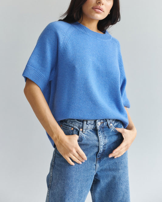 Lightweight Cashmere T-Shirt in Bright Blue