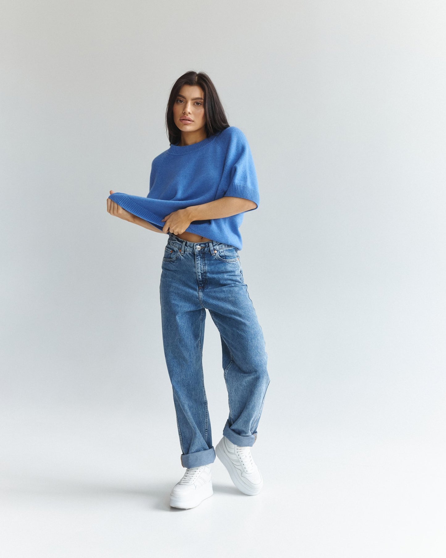 Lightweight Cashmere T-Shirt in Bright Blue | NiSO