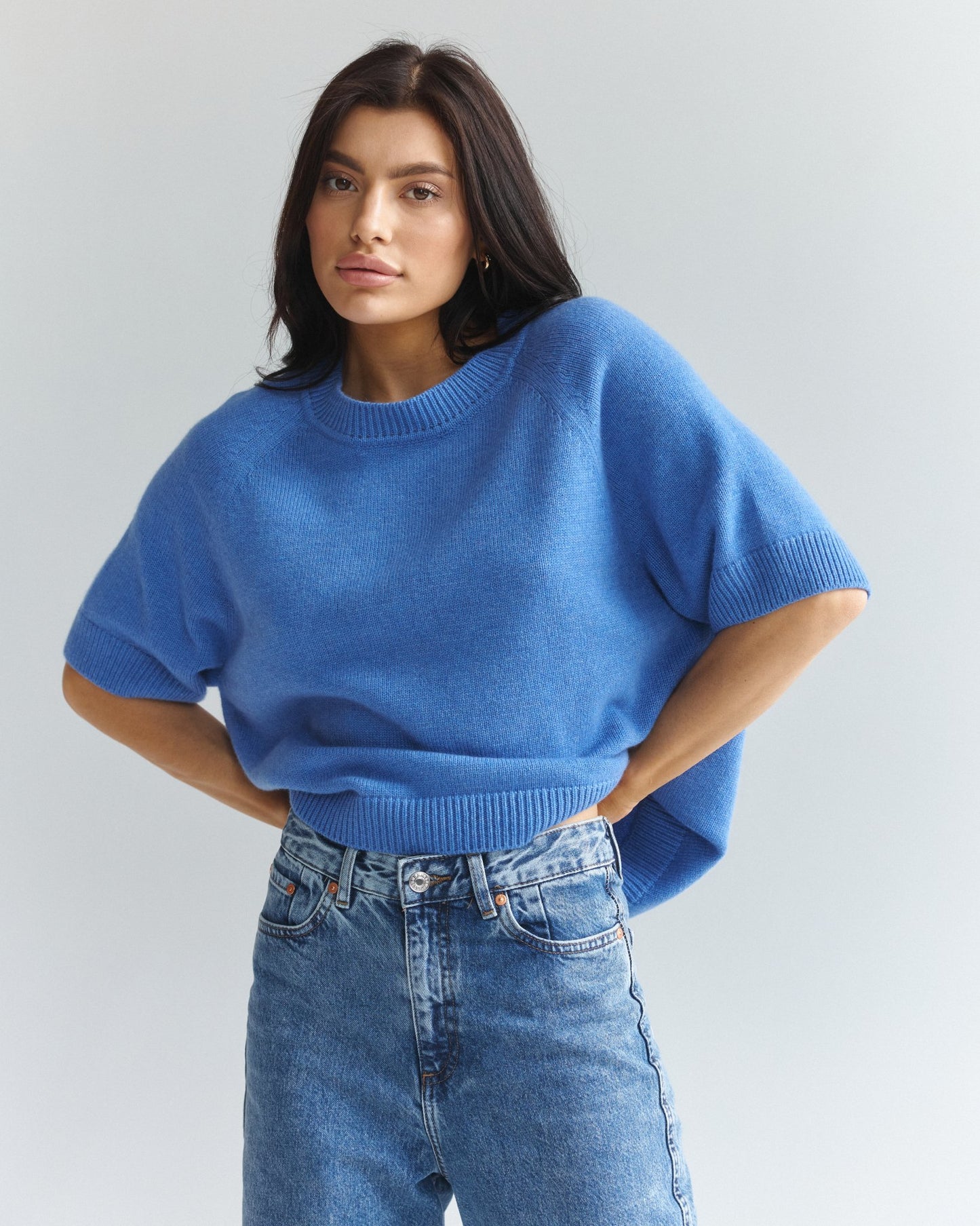 Lightweight Cashmere T-Shirt in Bright Blue | NiSO