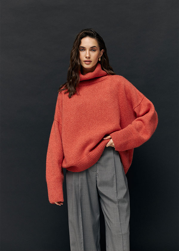 Oversized Cashmere Turtleneck Sweater