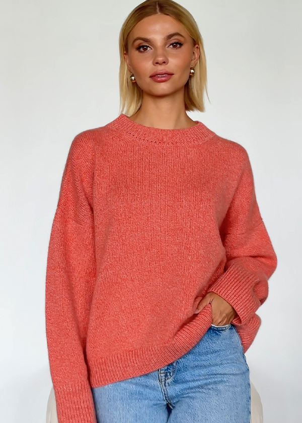 Sweater 100% Cashmere Best with a Round Collar